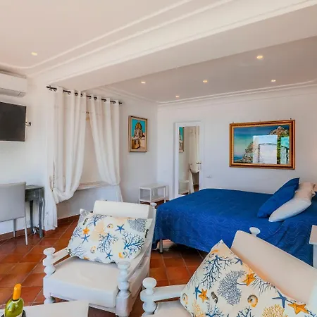 Anfitrite Vendégház 4*