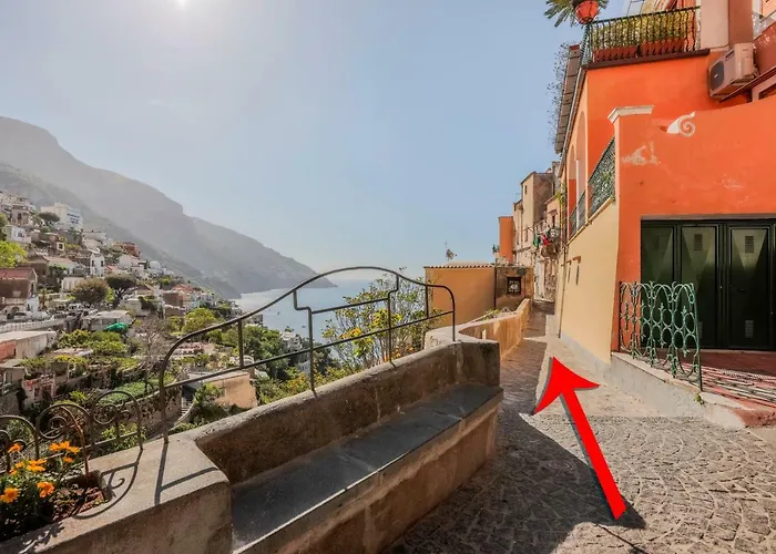 Anfitrite Konukevi 4*