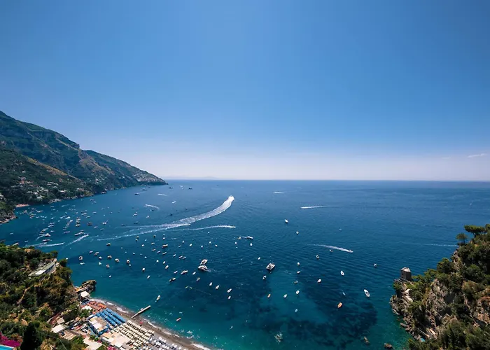 Anfitrite Affittacamere 4*